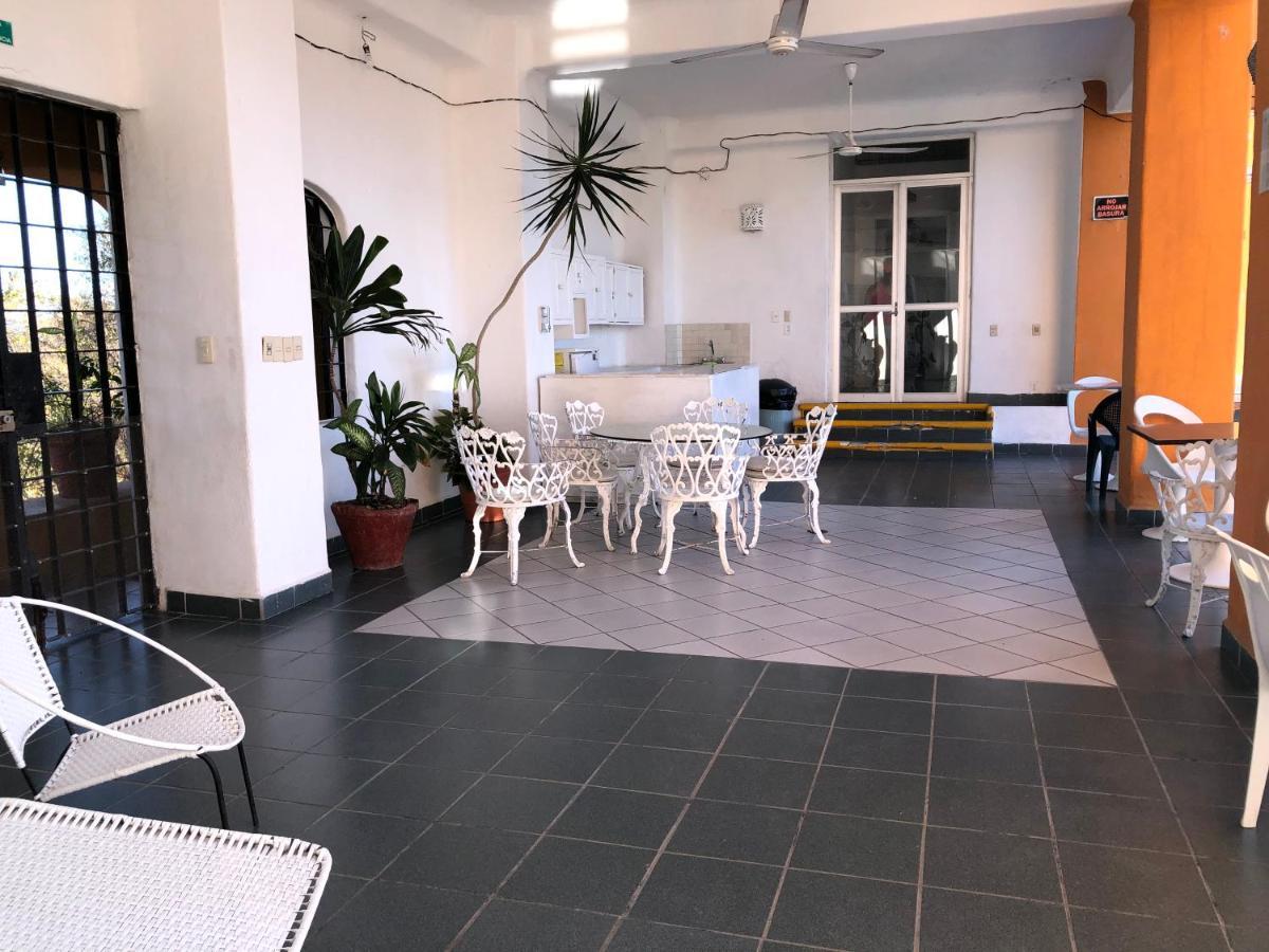 Casa Mexicana La Reyna Manzanillo Dış mekan fotoğraf